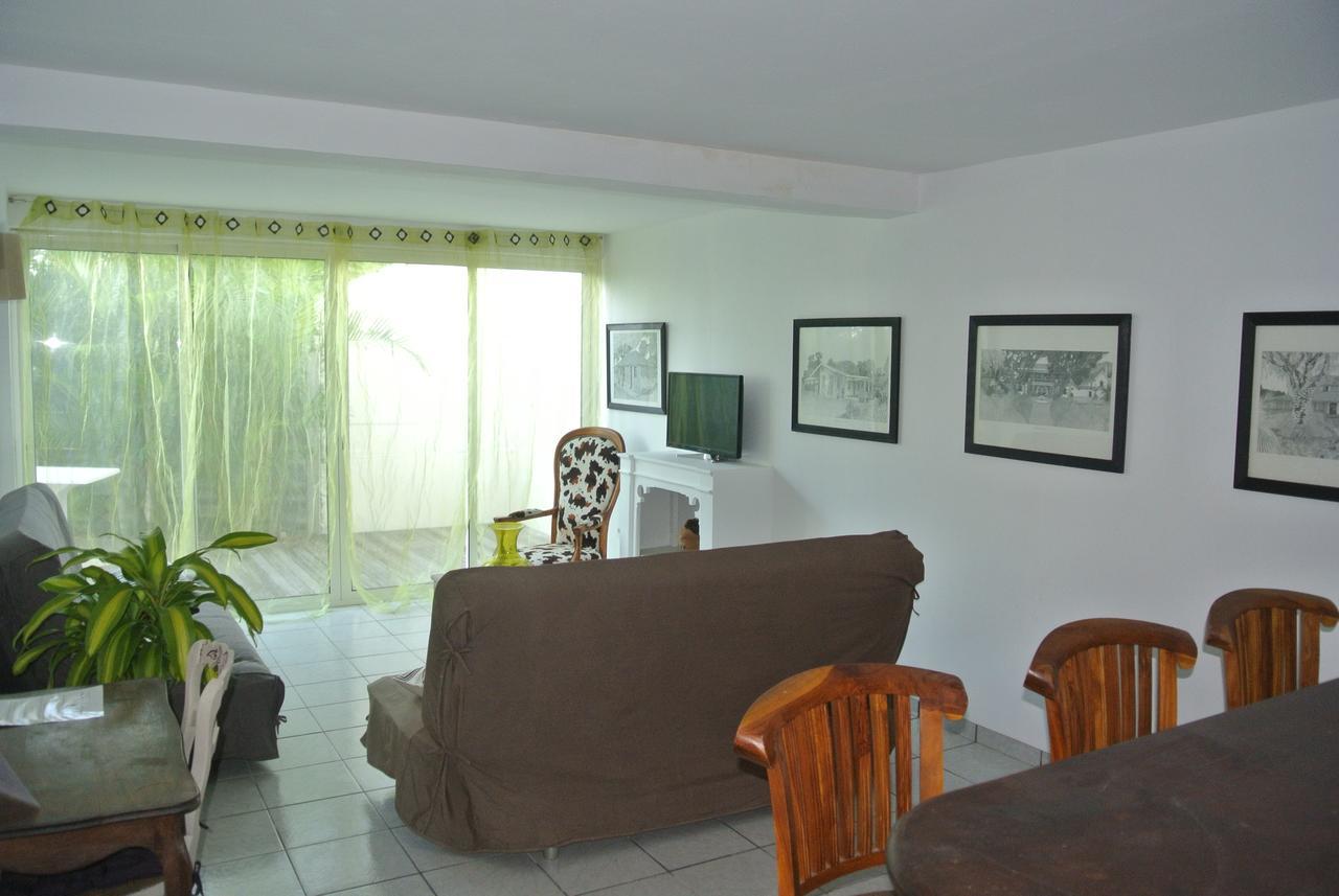Appartamento Chez Karine & Harold Sainte-Luce Esterno foto